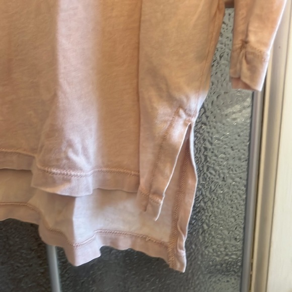 Gap 3/4 sleeve light pink top - Picture 6 of 6